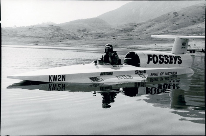 10 of the world&#39;s fastest watercraft that amaze the imagination