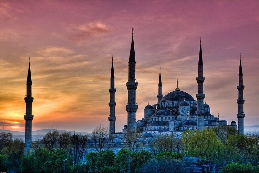 10 sights of Istanbul that you must get acquainted with