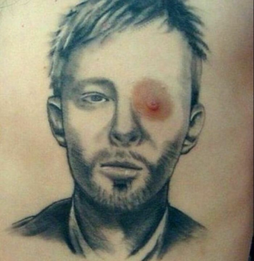 10 tatuajes hilarantemente incómodos que enseñaron valiosas lecciones de tinta