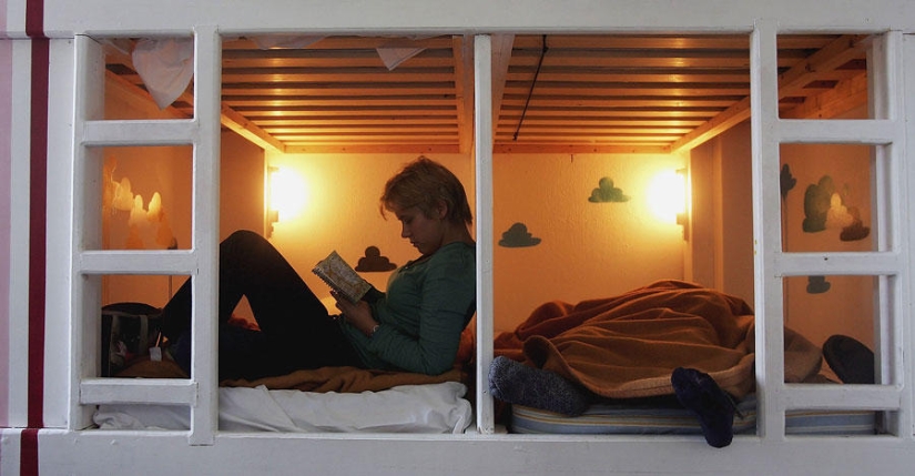 11 important principles of living in a hostel