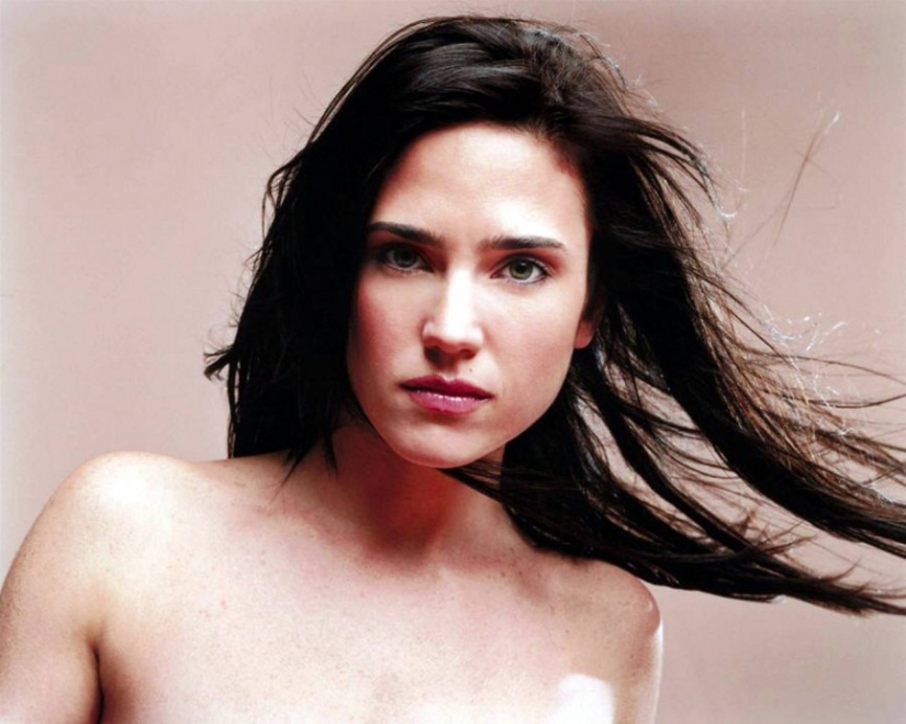 12 actresses who love to get naked