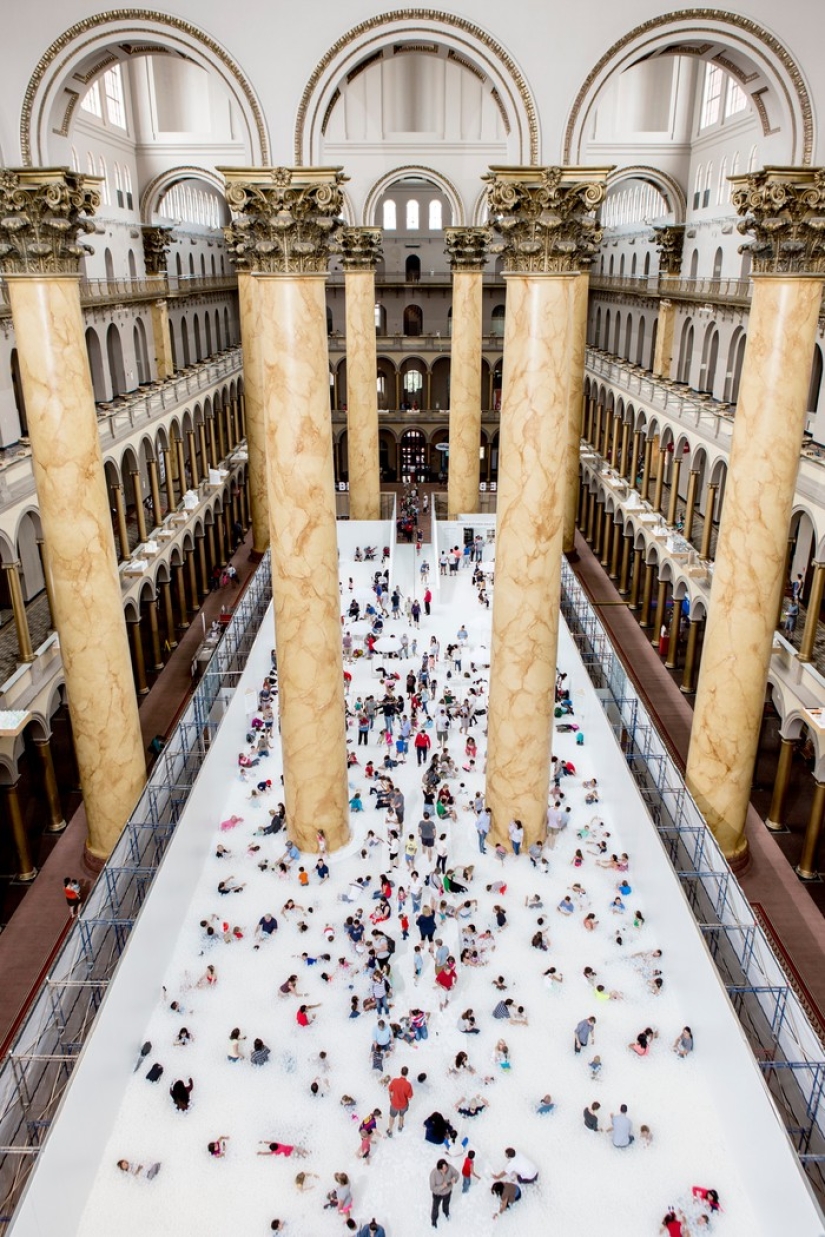 12 art projects we admired in 2015