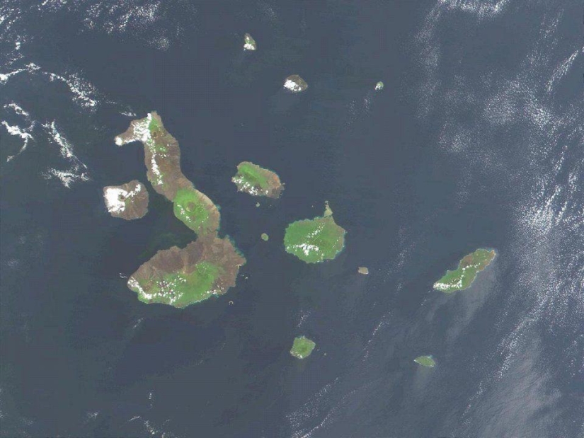 12 Islands with amazing contours