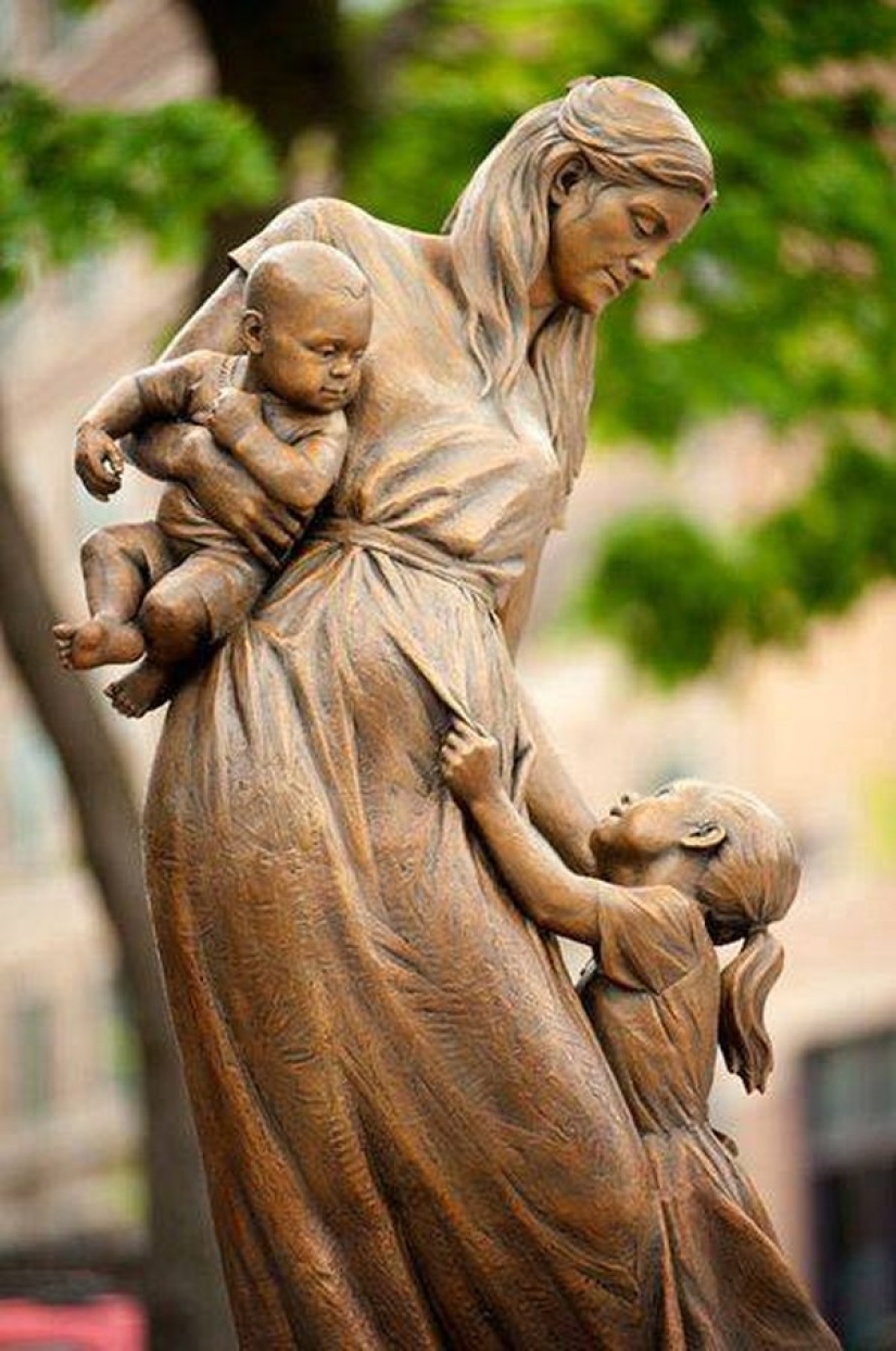 12 magical monuments to our mothers - they deserve it
