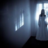 13 de las historias más espeluznantes sobre fantasmas femeninas