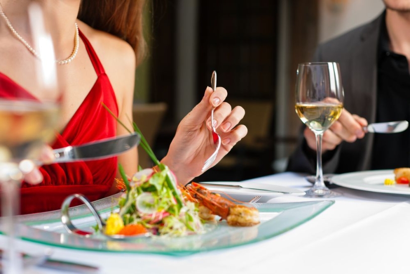 13 tricks of restaurants that make us fork out