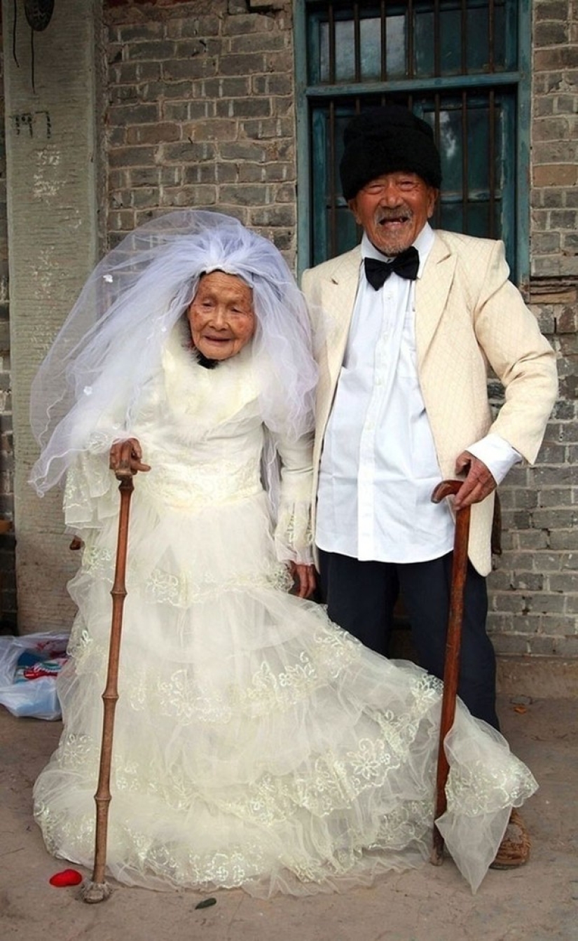 15 fotos de bodas de parejas mayores que prueban que nunca es demasiado tarde para casarse