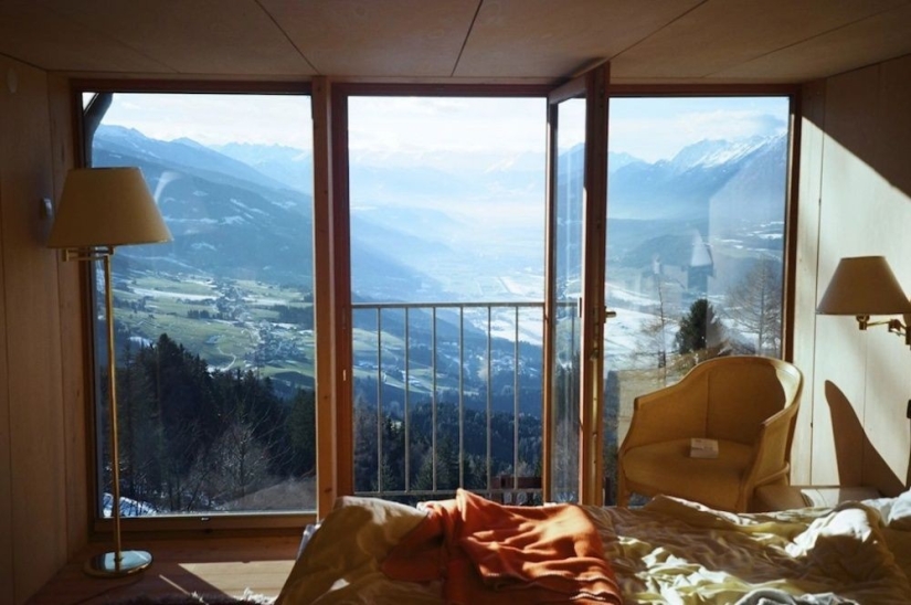 15 gorgeous views from the window that take your breath away