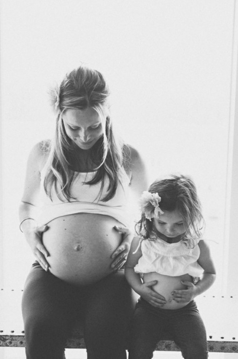 16 beautiful moms together with their tiny, but no less charming copies!