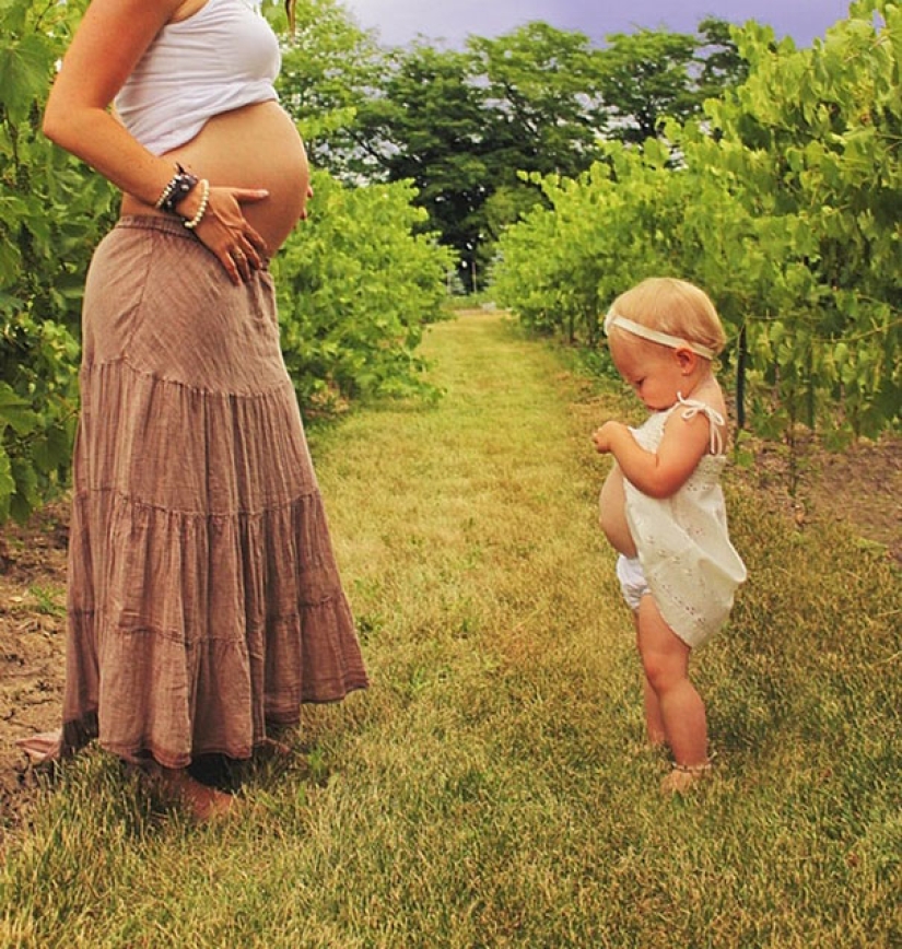 16 beautiful moms together with their tiny, but no less charming copies!