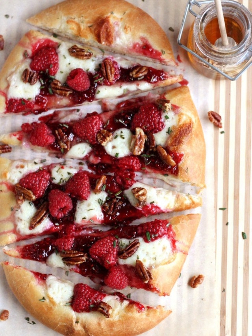 16 dessert pizzas that will make you rethink this classic dish