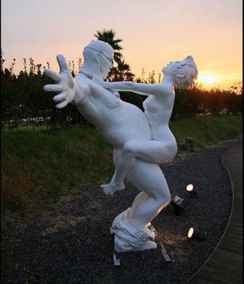 16 fantasías sexuales plasmadas en esculturas