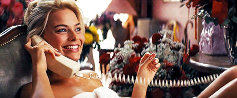 16 hottest gifs of Margot Robbie, who will make your heart beat faster