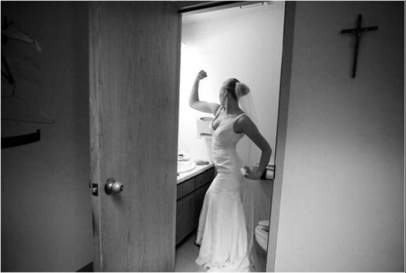17 examples when a wedding photographer is doing well with a sense of humor
