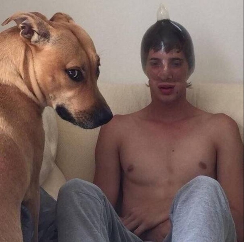 17 weird photos, which is something unimaginable