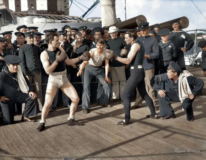 18 famous historical photographs in color