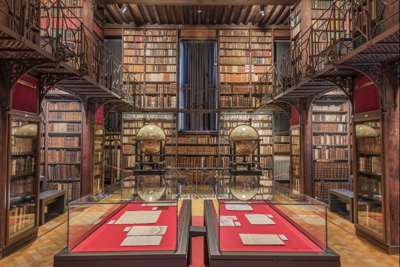 19 incredibly beautiful libraries, which I will love even those who are indifferent to reading