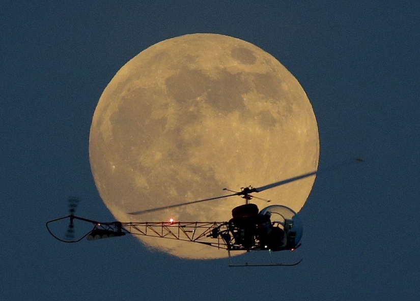 20 most beautiful photos of the &quot;supermoon&quot; 2013
