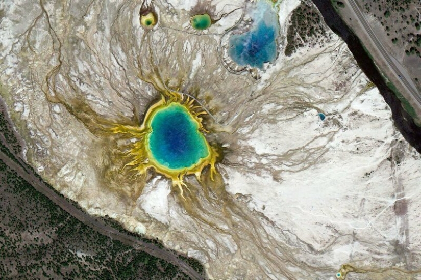 20 most beautiful satellite images from a new collection of Google Earth