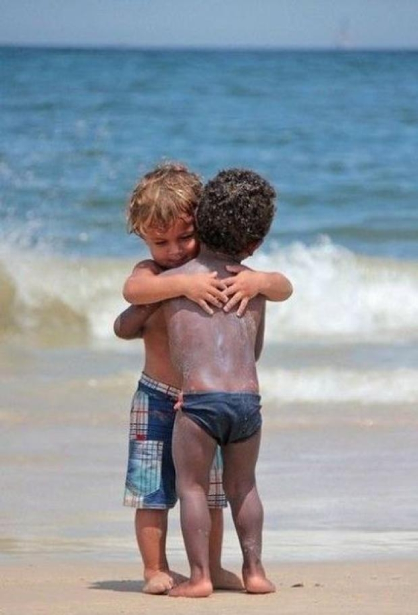 20 most touching and sincere photos about true friendship