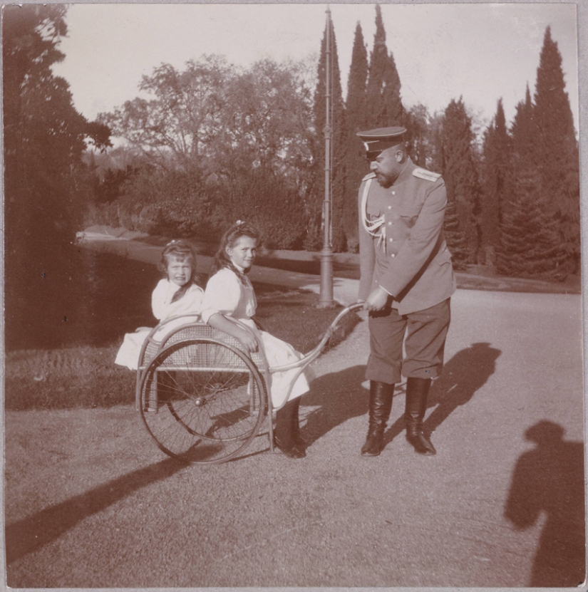 20 rare photos of the Romanov family