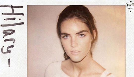 21 fotos de supermodelos tomadas antes de que se hicieran populares 21 fotos de supermodelos tomadas antes de que se hicieran populares