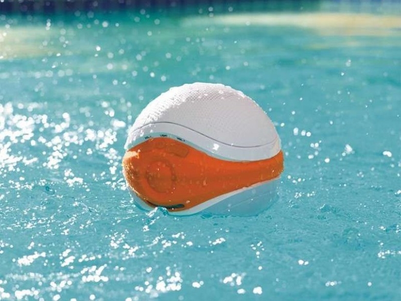 21 waterproof gadgets to take on vacation