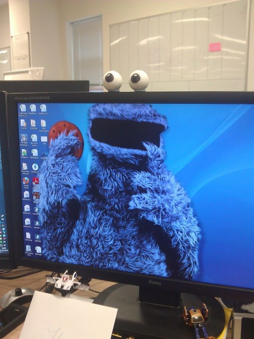 22 cases when colleagues were able to surprise with their funny ideas