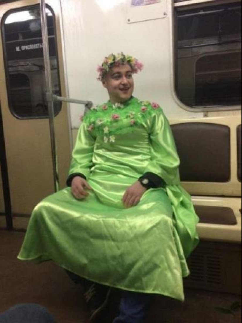 22 fashionistas and just an eccentric who are found only in the subway