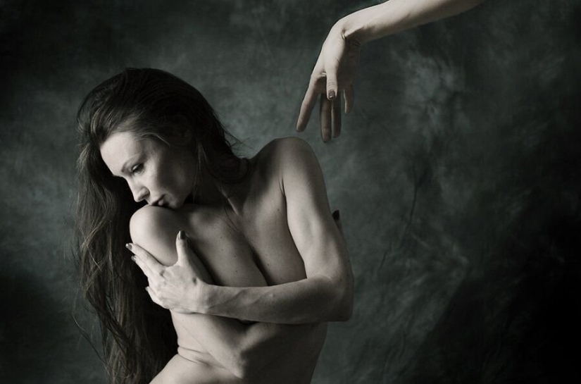 22 fotos sinceras donde no hay vulgaridad: así es como el cuerpo femenino se convierte en arte (16+)