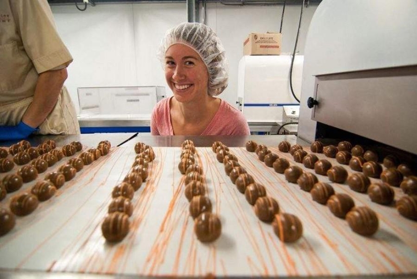 25 "sweet" facts about chocolate