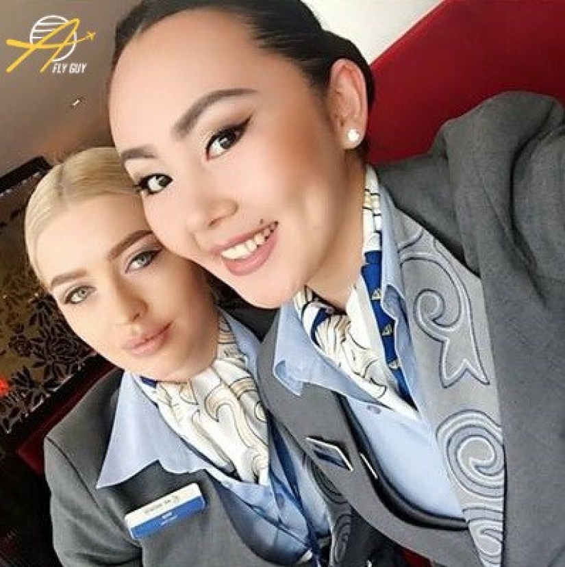 27 sexiest selfies of flight attendants from around the world