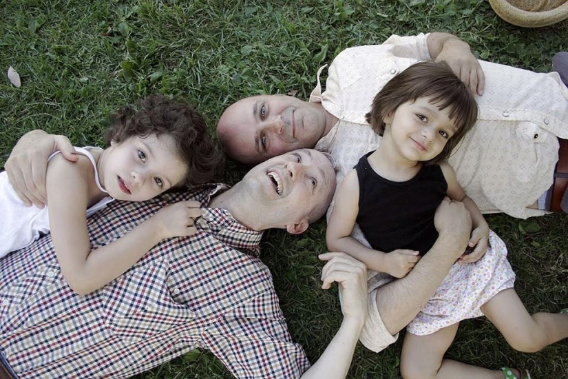 30 familias felices del mismo sexo con niños