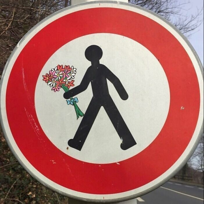 30 ingenious acts of vandalism by a street artist from France