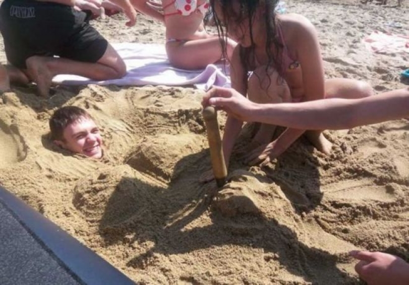 30 "killer" beach photos that will definitely make you laugh to tears