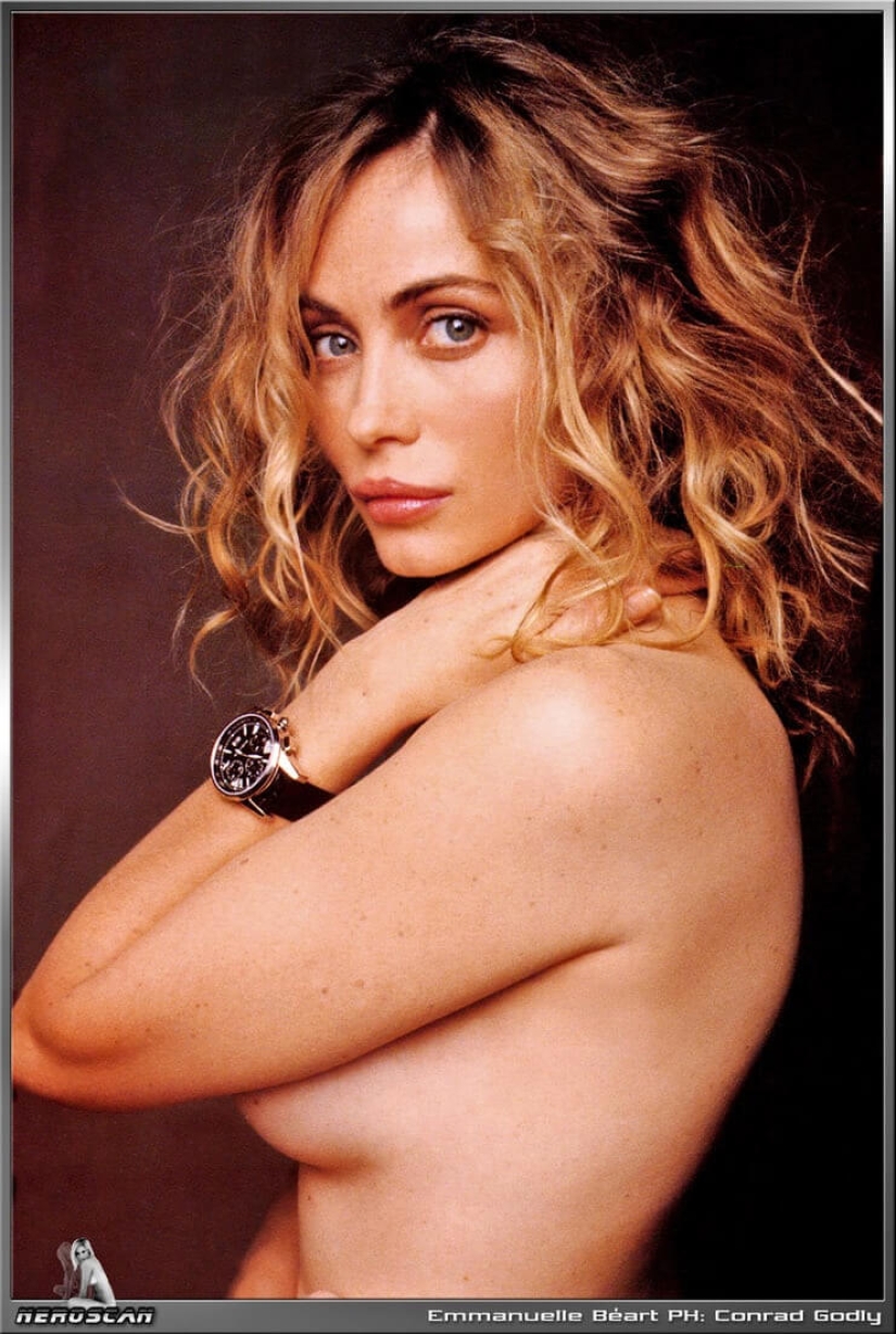 30 photos of the young and beautiful Emmanuelle Beart