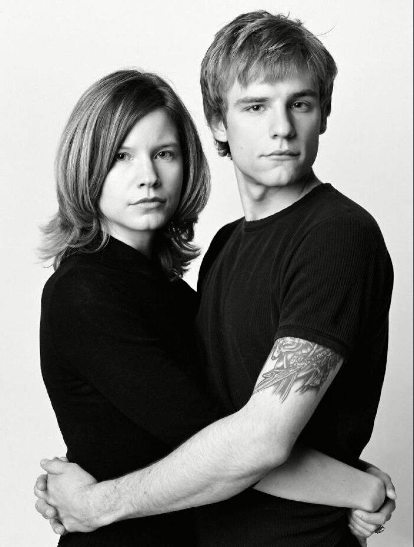 30 portraits of people not related by blood, but very similar to each other