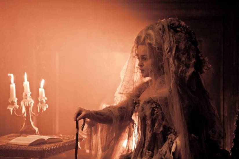 35 años en un vestido de novia: la historia de una loca de amor Eliza Donnithorne