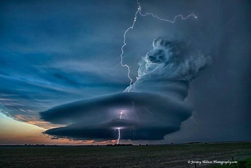 35 beautiful photos showing the power and beauty of the elements