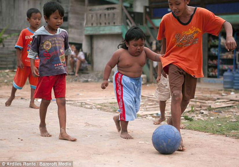 4-year-old Indonesian quit smoking and began to overeat