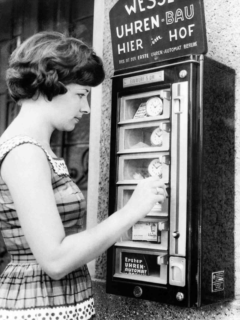 40 photos of vintage vending machines that you didn't even know about
