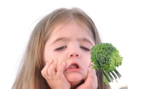 40 reasons why children refuse to eat