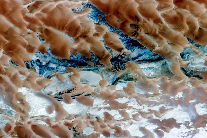 44 increíbles imágenes abstractas de Google Earth