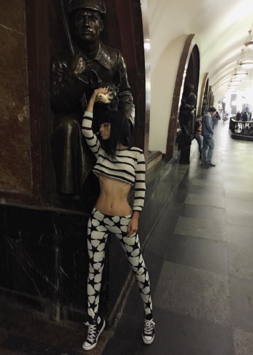 48-year-old actress Bai Ling looks more beautiful than many 25-year-olds!