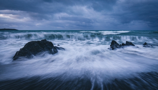 5 Essentials for Beginners to Start Their Seascape Photography Journey