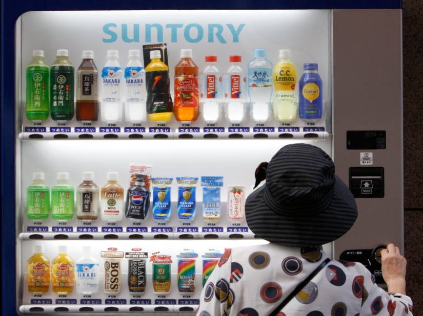 5 razones por las que hay tantas máquinas expendedoras en Japón