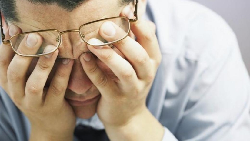 5 reasons why working in an office is evil. And it's not about boredom and routine at all