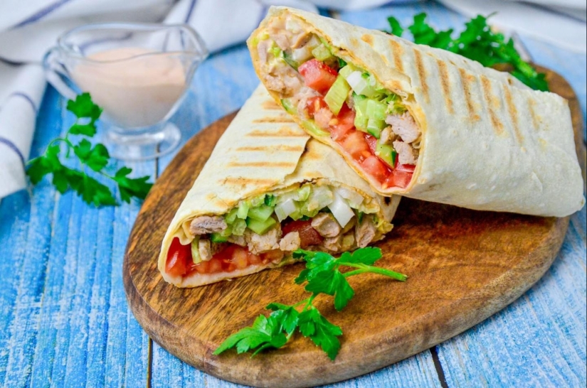 5 simple and delicious recipes for lavash snacks