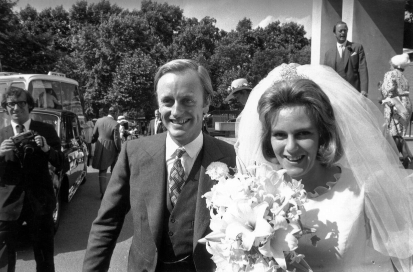 6 razones por las que Camilla Bowles y el príncipe Carlos se amaban pero no pudieron casarse jóvenes