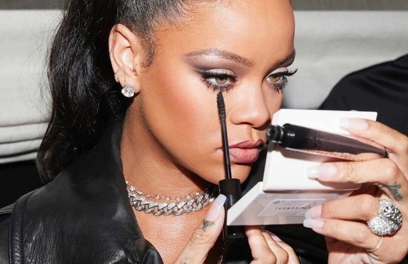 6 simple makeup tricks that make Rihanna irresistible. Rihanna's makeup artist says